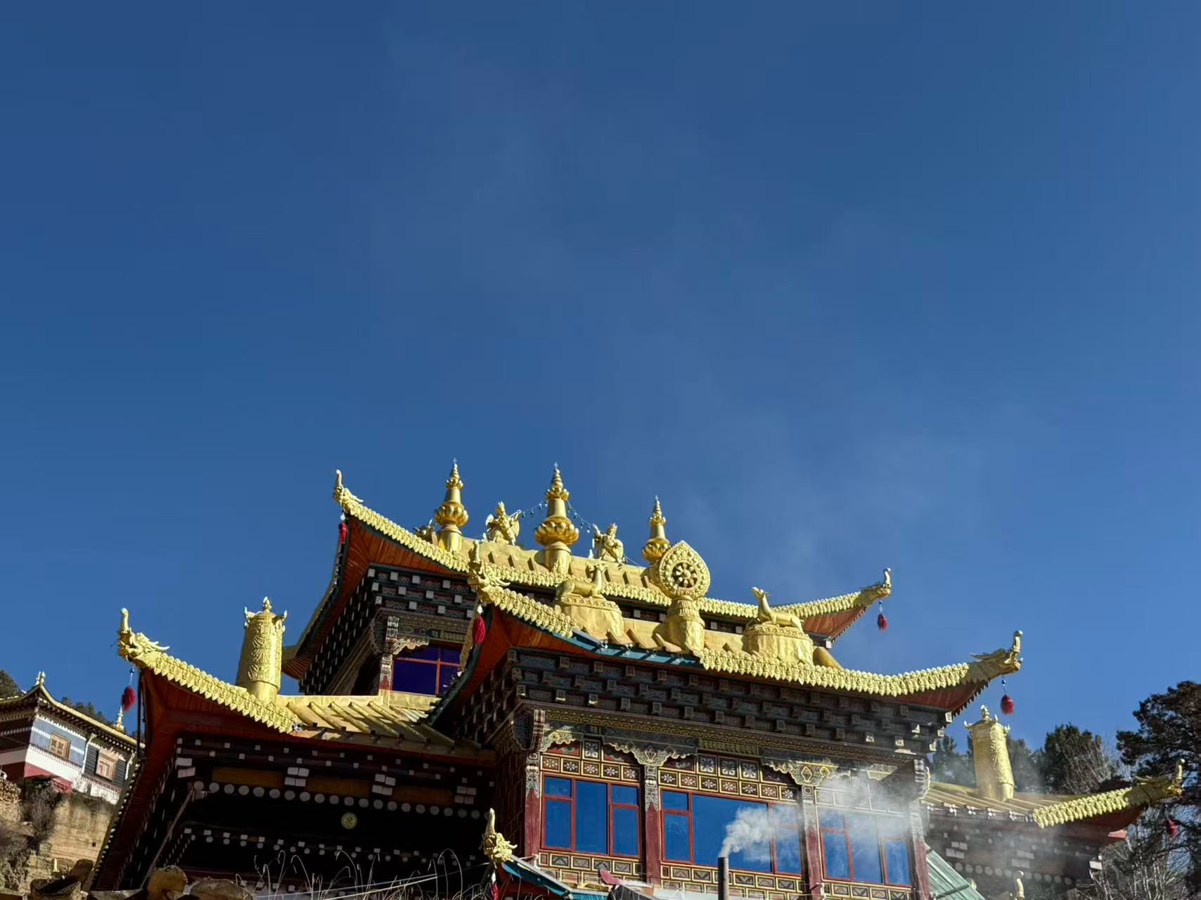 嘎绒寺光华殿（兴建中）